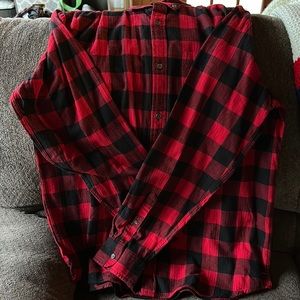St.John’s Bay red/black flannel